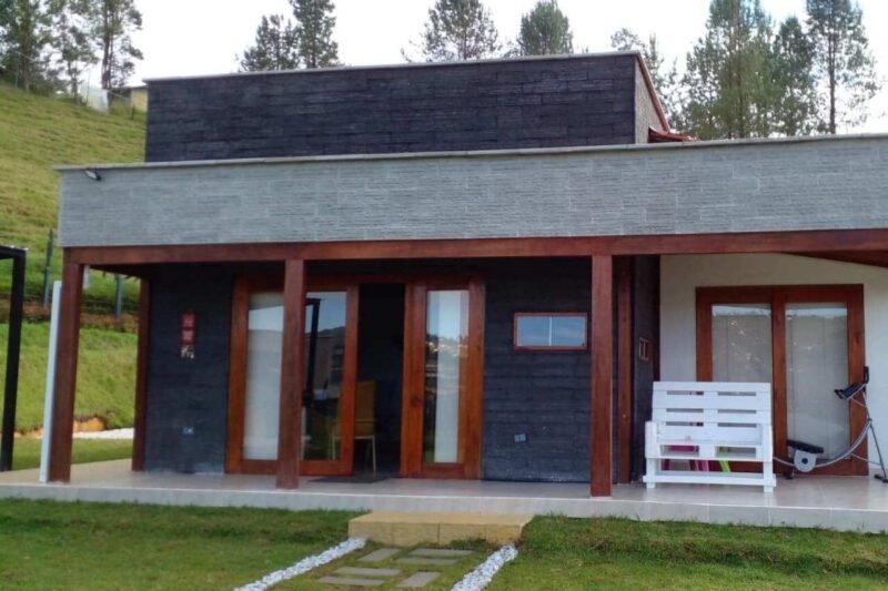 Ventajas y diseño moderno en casas de piedra prefabricadas