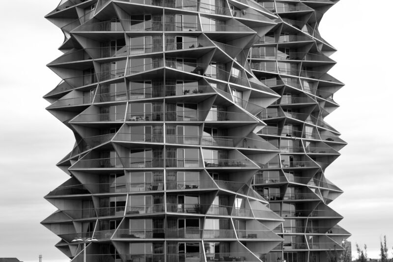 El edificio Titán 8 redefine la arquitectura moderna